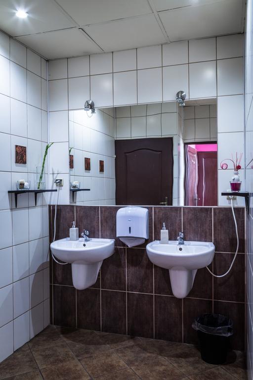 Music Hostel Piotrkowska Łódź Extérieur photo