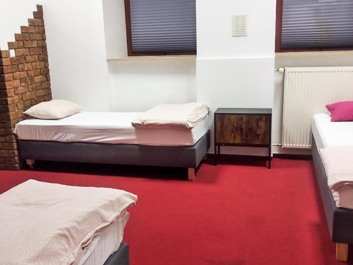 Music Hostel Piotrkowska Łódź Extérieur photo